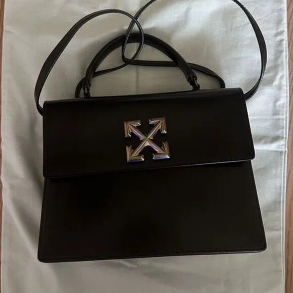 Black bag - Picture 1 of 3